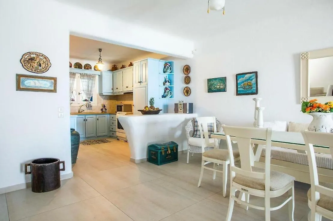 Mykonos Coastal Retreat - Giovanna'S Beachfront Escape With Jacuzzi Mykonos Town Σπίτι διακοπών