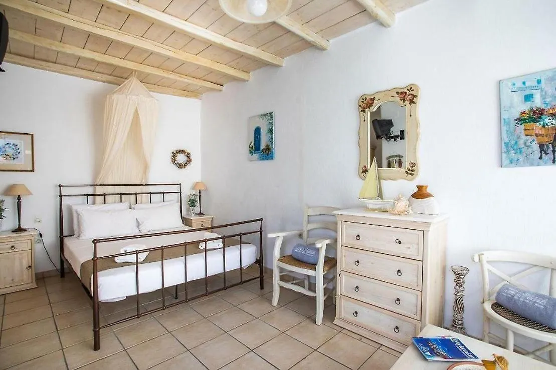 Mykonos Coastal Retreat - Giovanna'S Beachfront Escape With Jacuzzi Mykonos Town Σπίτι διακοπών